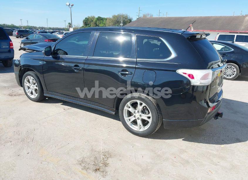 Photo 3 of 2014 Mitsubishi Outlander GT (VIN JA4JZ4AX2EZ018610)
