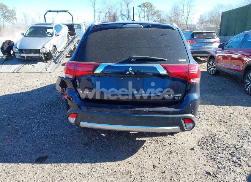 Photo 16 of 2016 Mitsubishi Outlander GT (VIN JA4JZ4AX2GZ054073)