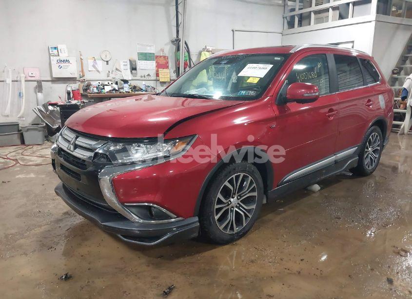 Photo 2 of 2017 Mitsubishi Outlander GT (VIN JA4JZ4AX3HZ019513)