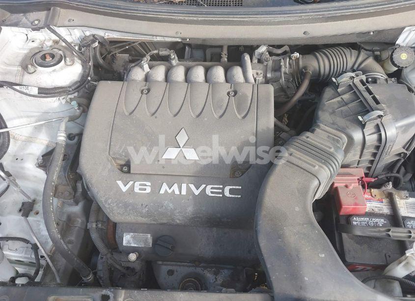 Photo 10 of 2016 Mitsubishi Outlander GT (VIN JA4JZ4AX4GZ054124)