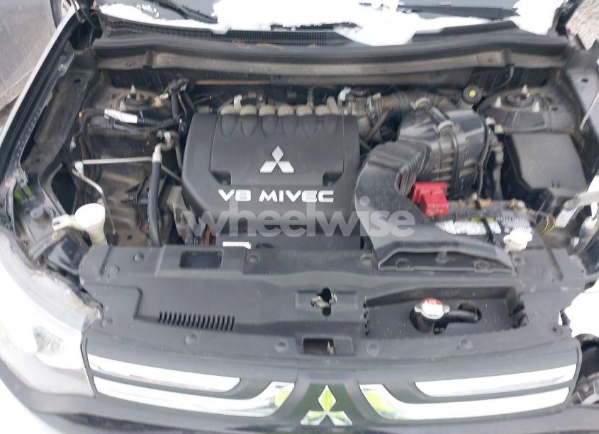 Photo 10 of 2014 Mitsubishi Outlander GT (VIN JA4JZ4AX5EZ017046)