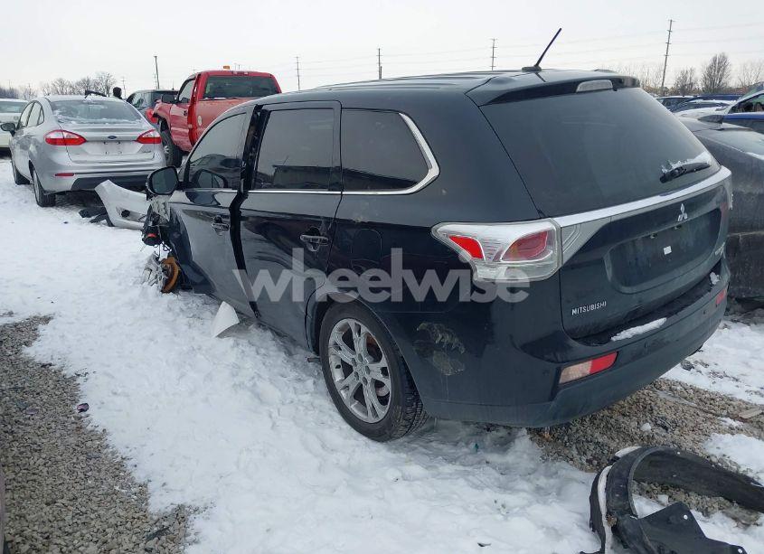 Photo 3 of 2014 Mitsubishi Outlander GT (VIN JA4JZ4AX5EZ017046)