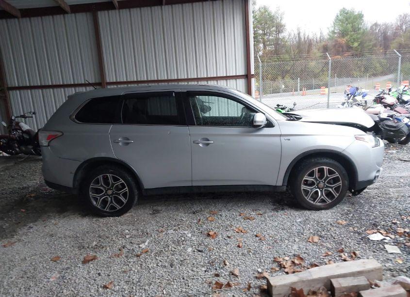Photo 14 of 2015 Mitsubishi Outlander GT (VIN JA4JZ4AX6FZ009345)