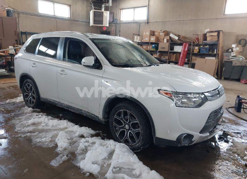 2015 Mitsubishi Outlander GT (VIN JA4JZ4AX6FZ012827) main photo