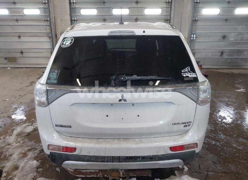 Photo 16 of 2015 Mitsubishi Outlander GT (VIN JA4JZ4AX6FZ012827)