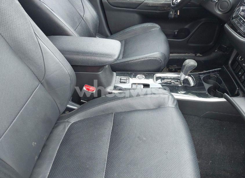 Photo 5 of 2018 Mitsubishi Outlander GT (VIN JA4JZ4AX8JZ011655)