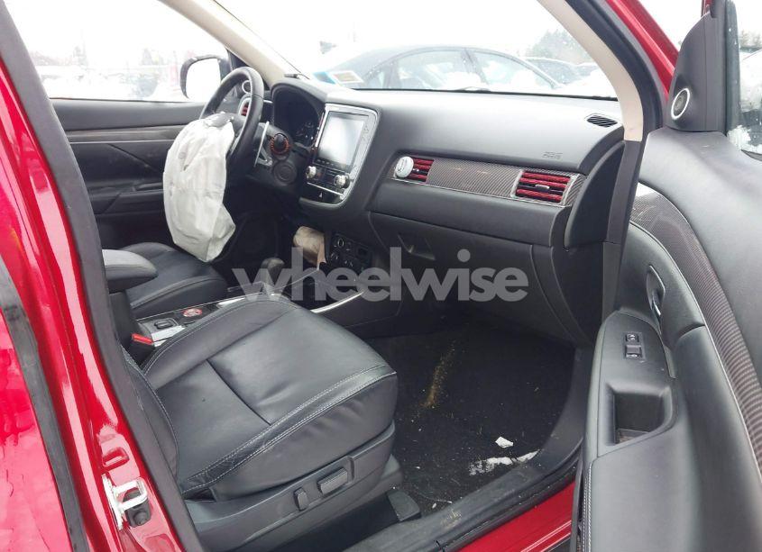 Photo 5 of 2020 Mitsubishi Outlander GT 3.0 S-AWC (VIN JA4JZ4AX8LZ009763)