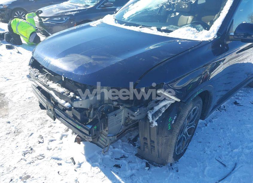 Photo 6 of 2015 Mitsubishi Outlander GT (VIN JA4JZ4AX9FZ012515)