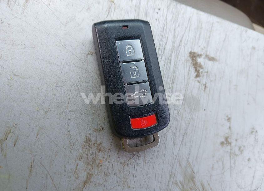 Photo 11 of 2016 Mitsubishi Outlander GT (VIN JA4JZ4AX9GZ006313)