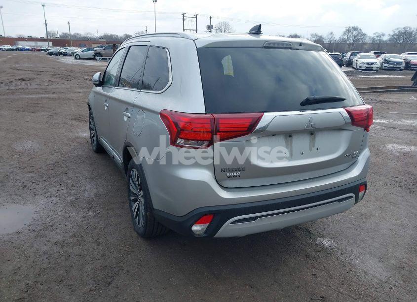 Photo 3 of 2019 Mitsubishi Outlander GT (VIN JA4JZ4AX9KZ023461)