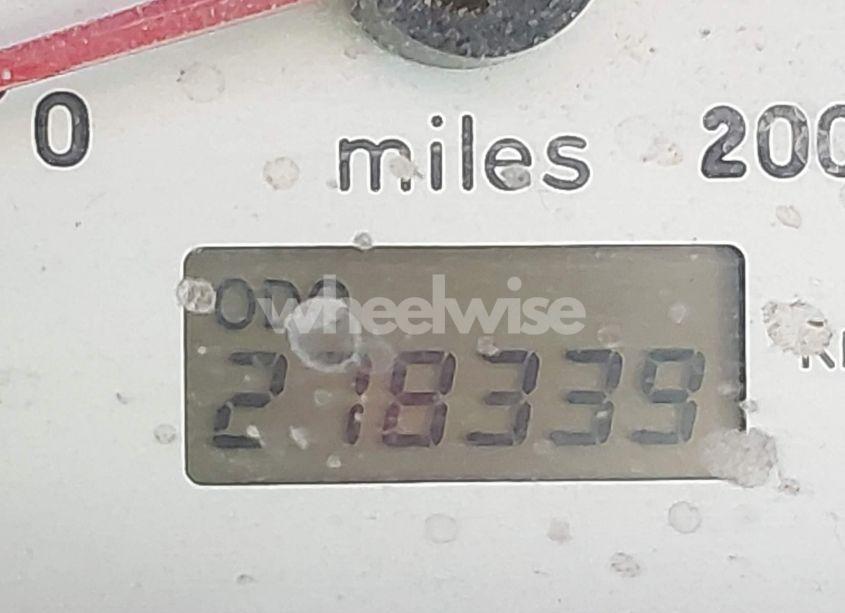 Photo 7 of 2002 Mitsubishi Montero SPORT ES/LS (VIN JA4LS21H02J040318)