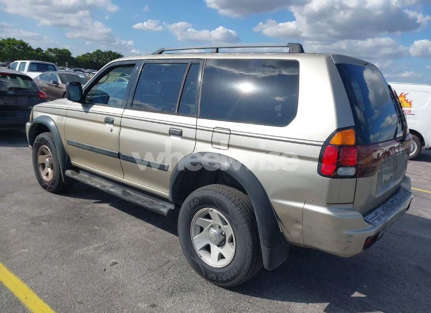 Photo 3 of 2002 Mitsubishi Montero SPORT ES/LS (VIN JA4LS21H82J008376)