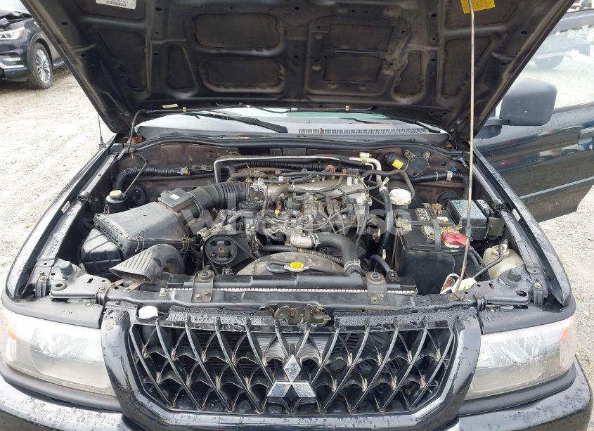 Photo 10 of 2002 Mitsubishi Montero SPORT ES/LS (VIN JA4LS21H92J061409)