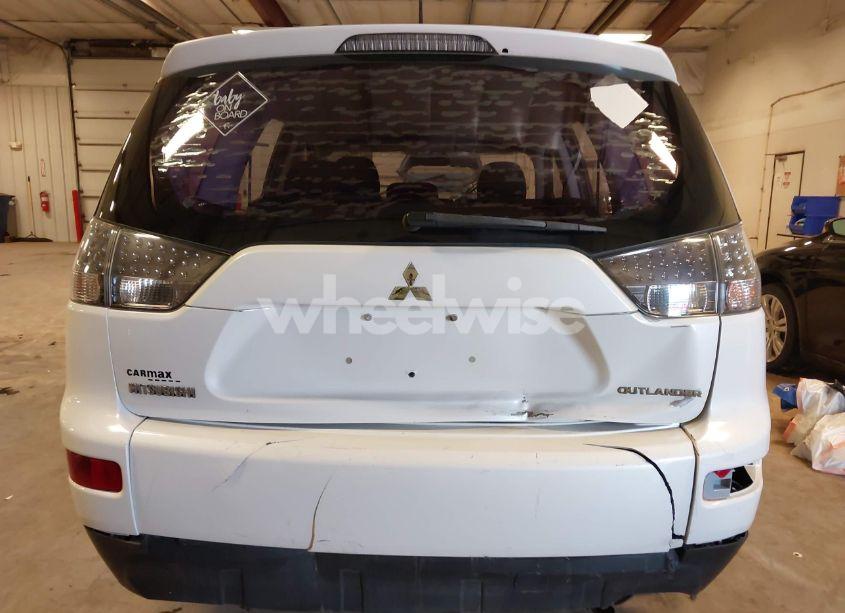 Photo 19 of 2009 Mitsubishi Outlander ES (VIN JA4LS21W79Z005687)