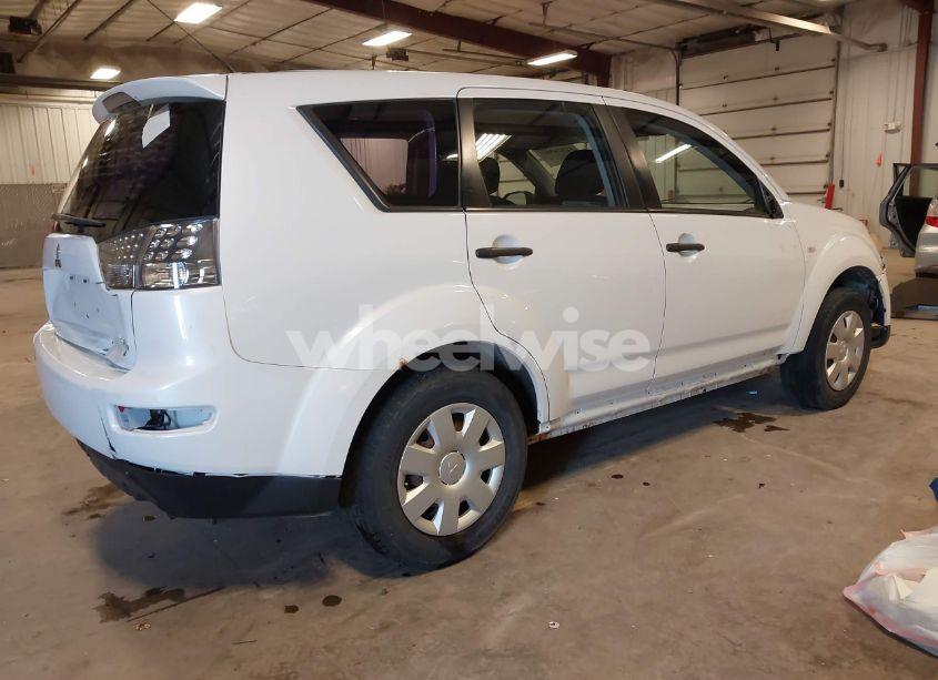 Photo 4 of 2009 Mitsubishi Outlander ES (VIN JA4LS21W79Z005687)