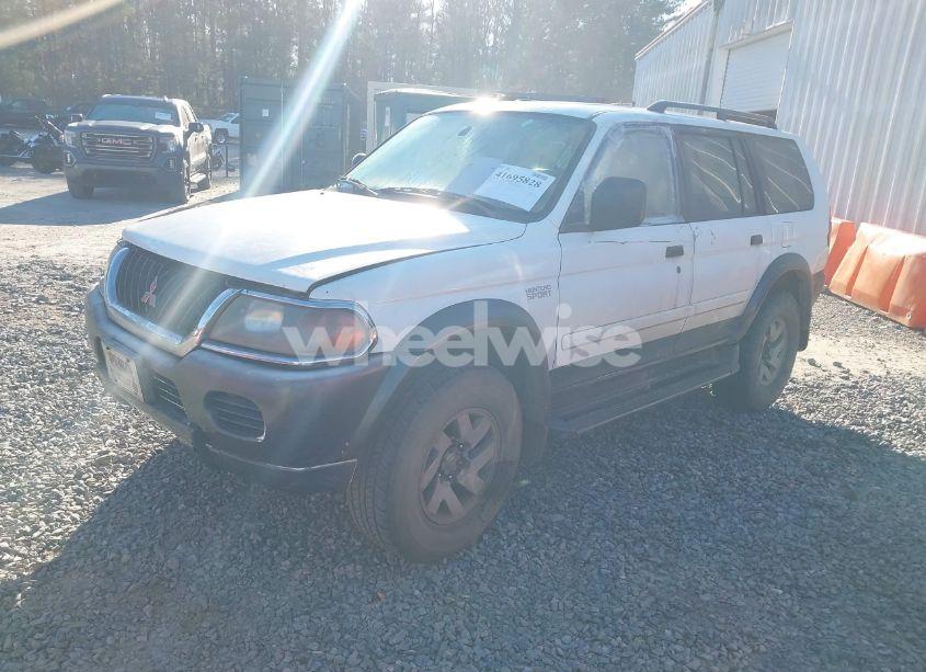 Photo 2 of 2001 Mitsubishi Montero SPORT XLS (VIN JA4LS31H01P015159)