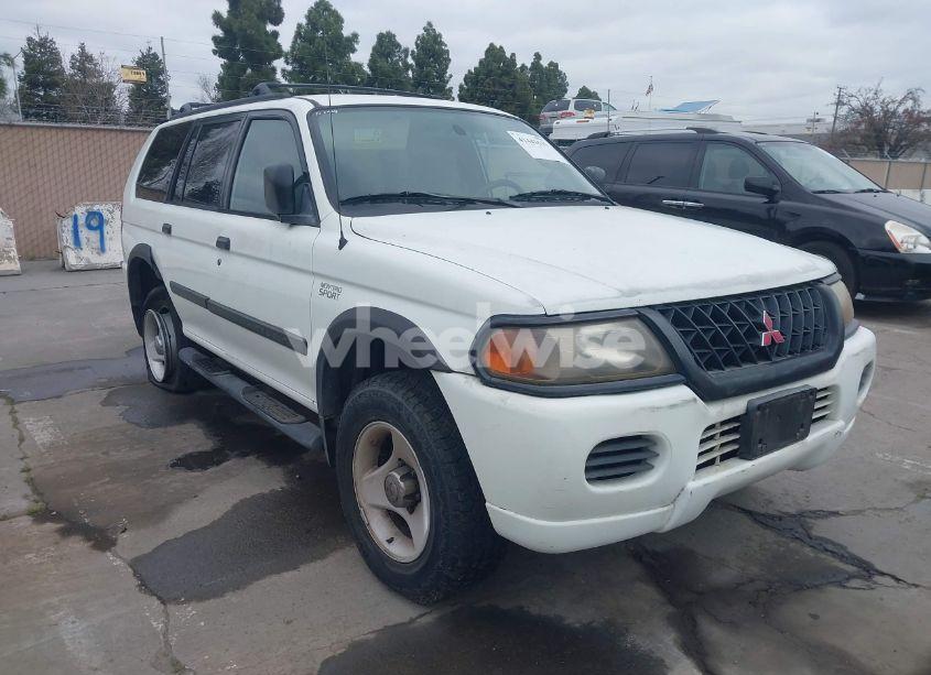 2000 Mitsubishi Montero SPORT LS/XLS (VIN JA4LS31H0YP021389) main photo
