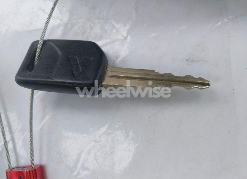 Photo 11 of 2000 Mitsubishi Montero SPORT LS/XLS (VIN JA4LS31H0YP021389)