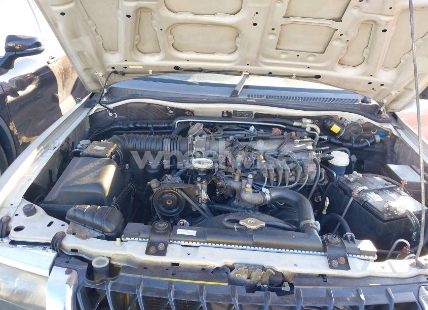 Photo 10 of 2002 Mitsubishi Montero SPORT XLS (VIN JA4LS31R82P003349)