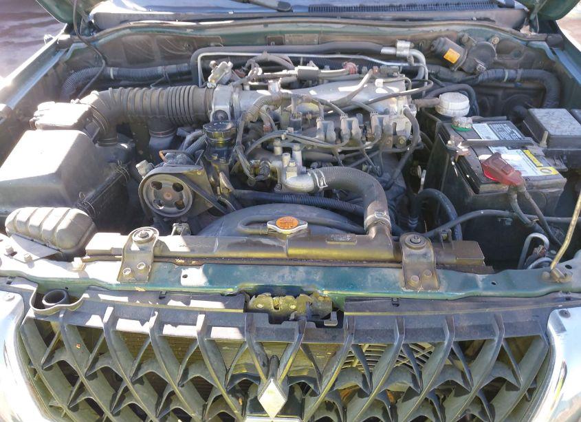 Photo 10 of 2003 Mitsubishi Montero SPORT XLS (VIN JA4LS31R93J025686)