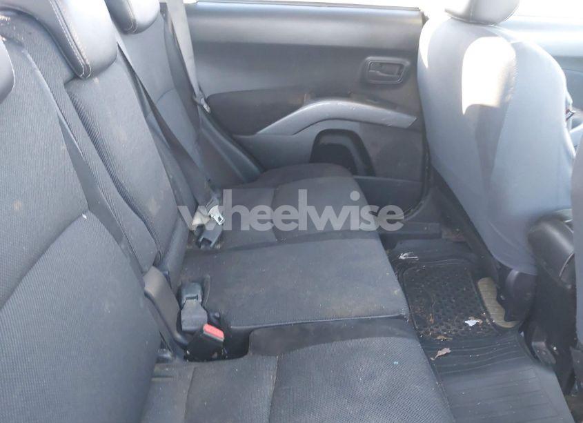 Photo 8 of 2008 Mitsubishi Outlander SE (VIN JA4LS31W28Z010543)