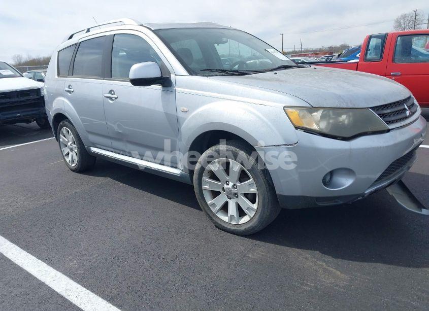 2008 Mitsubishi Outlander SE (VIN JA4LT31W28Z012886) main photo
