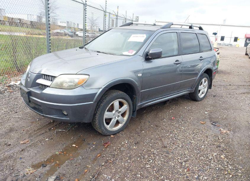 Photo 2 of 2005 Mitsubishi Outlander LIMITED (VIN JA4LZ81F55U046597)