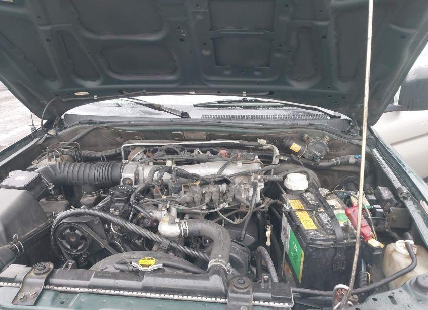 Photo 10 of 2002 Mitsubishi Montero SPORT XLS (VIN JA4MT31R32P004555)