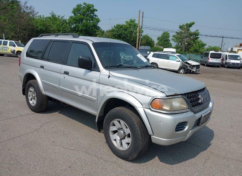 2003 Mitsubishi Montero SPORT XLS (VIN JA4MT31R33J048723) main photo