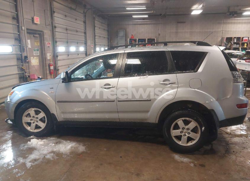 Photo 13 of 2008 Mitsubishi Outlander LS (VIN JA4MT31X08Z013323)