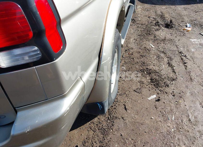 Photo 14 of 2001 Mitsubishi Montero SPORT LTD (VIN JA4MT41R61P038137)