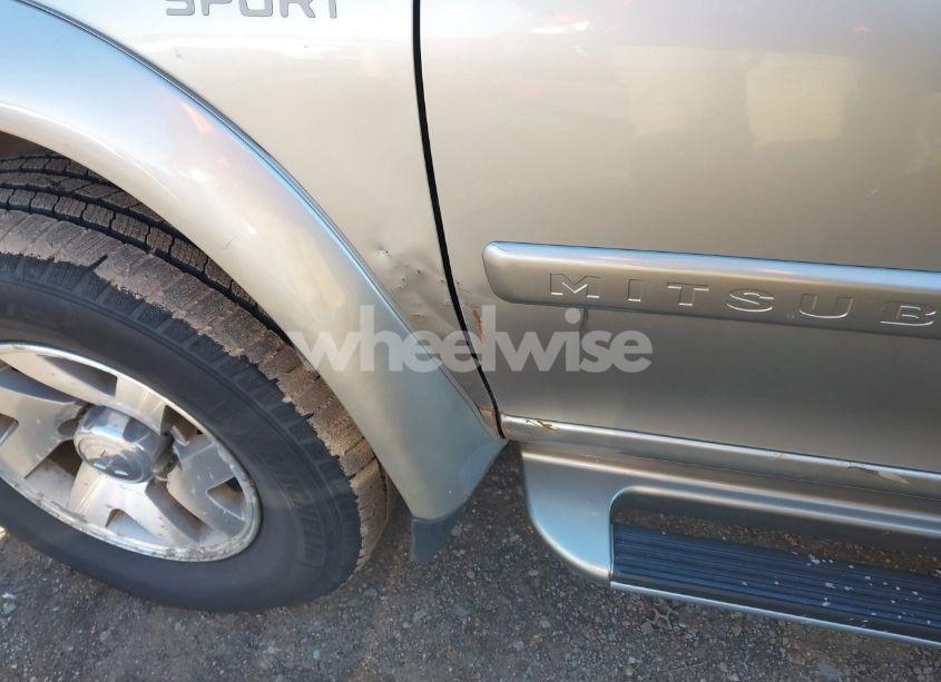 Photo 15 of 2001 Mitsubishi Montero SPORT LTD (VIN JA4MT41R61P038137)