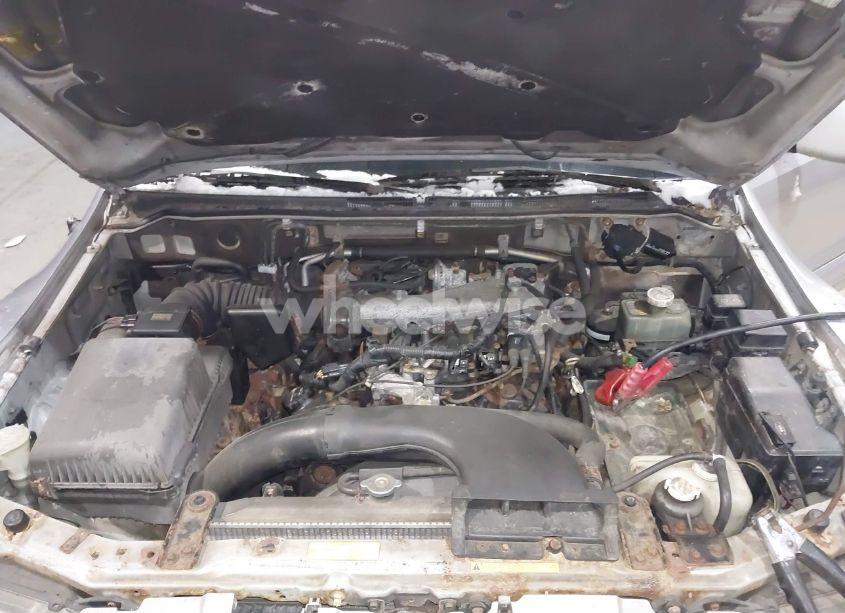 Photo 10 of 2002 Mitsubishi Montero LIMITED (VIN JA4MW51R02J016667)