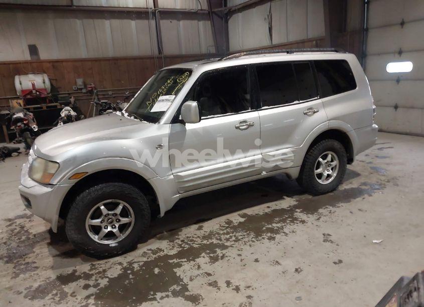 Photo 2 of 2002 Mitsubishi Montero LIMITED (VIN JA4MW51R02J016667)