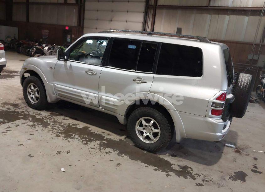 Photo 3 of 2002 Mitsubishi Montero LIMITED (VIN JA4MW51R02J016667)