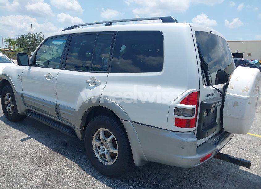 Photo 6 of 2002 Mitsubishi Montero LIMITED (VIN JA4MW51R82J060397)