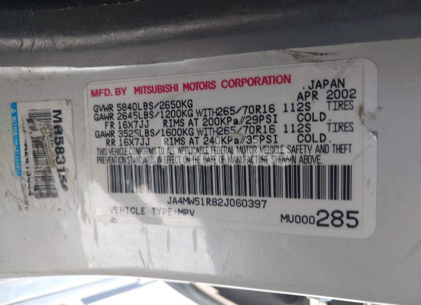 Photo 9 of 2002 Mitsubishi Montero LIMITED (VIN JA4MW51R82J060397)