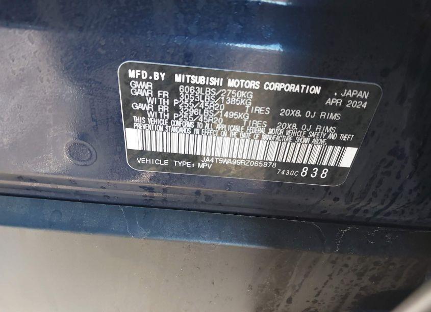 Photo 9 of 2024 Mitsubishi Outlander PHEV SEL BLACK EDITION/SEL PLATINUM EDITION/SEL S-AWC (VIN JA4T5WA99RZ065978)