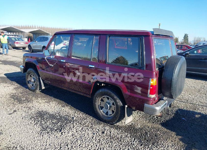 Photo 3 of 1990 Isuzu Trooper (VIN JACCH58R1L7908196)