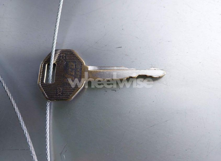 Photo 11 of 1990 Isuzu Trooper (VIN JACCH58R4L8907425)