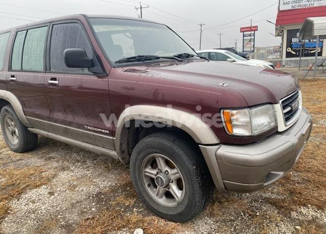 2002 Isuzu Trooper - Photo 1