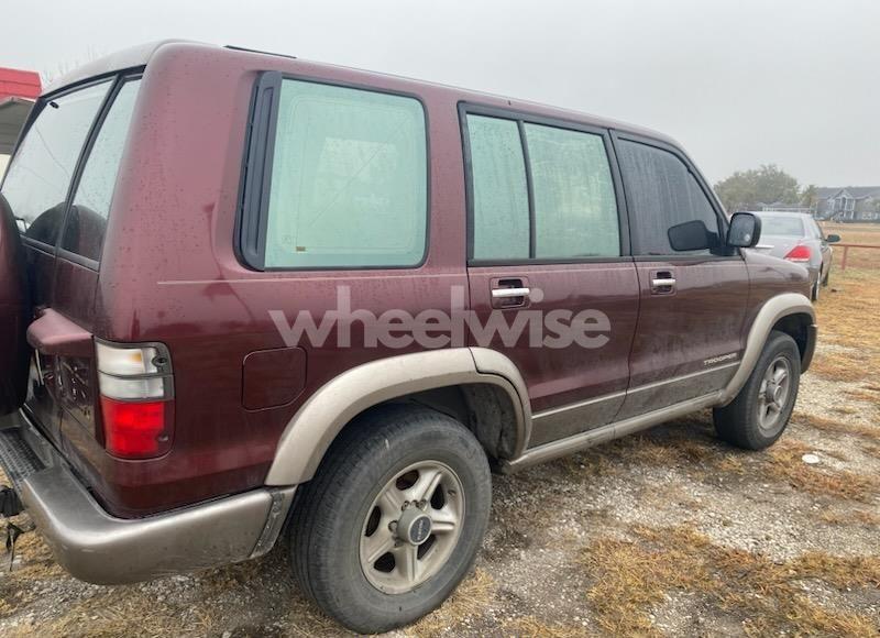 2002 Isuzu Trooper