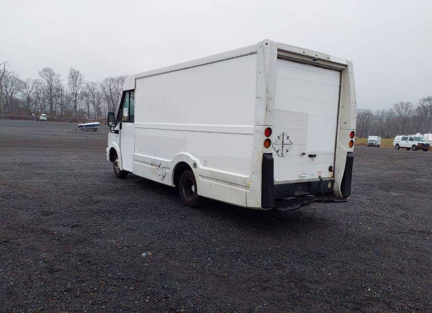 Photo 3 of 2013 Isuzu Commercial VAN (VIN JALB4T170D7W00376)