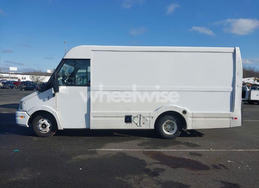 Photo 14 of 2012 Isuzu Commercial VAN (VIN JALB4T171C7W00658)