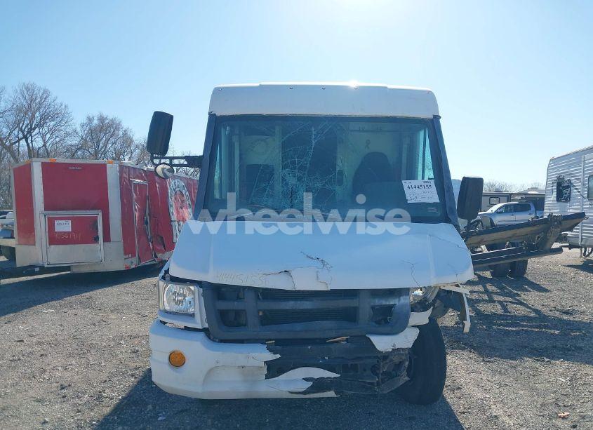 Photo 14 of 2016 Isuzu Npr (VIN JALB4T172G7W00867)