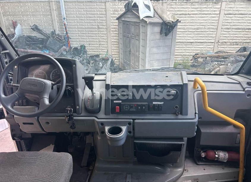 Photo 5 of 2016 Isuzu Npr (VIN JALB4T173G7W01655)