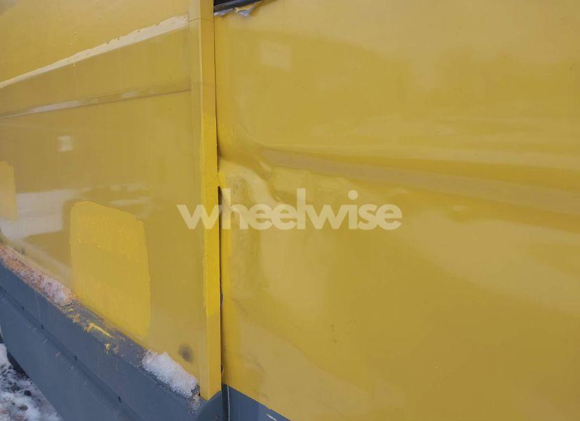 Photo 11 of 2017 Isuzu Reach N/A (VIN JALB4T177H7W00560)