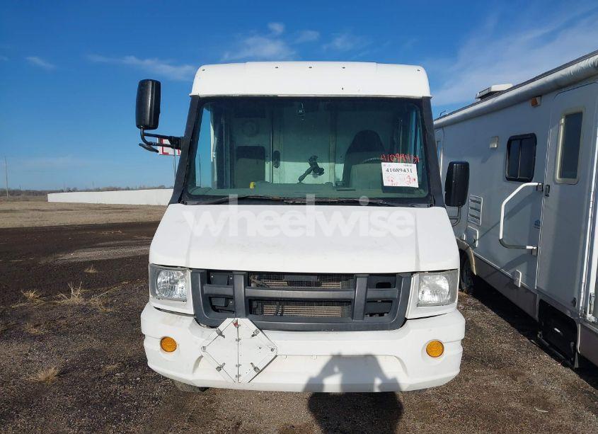 Photo 10 of 2013 Isuzu Commercial VAN (VIN JALB4T178D7W01176)