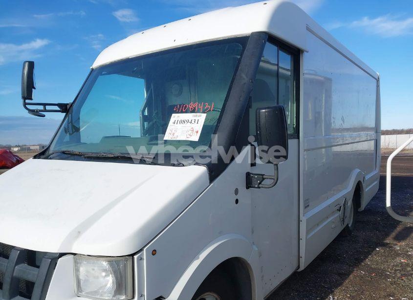 Photo 12 of 2013 Isuzu Commercial VAN (VIN JALB4T178D7W01176)