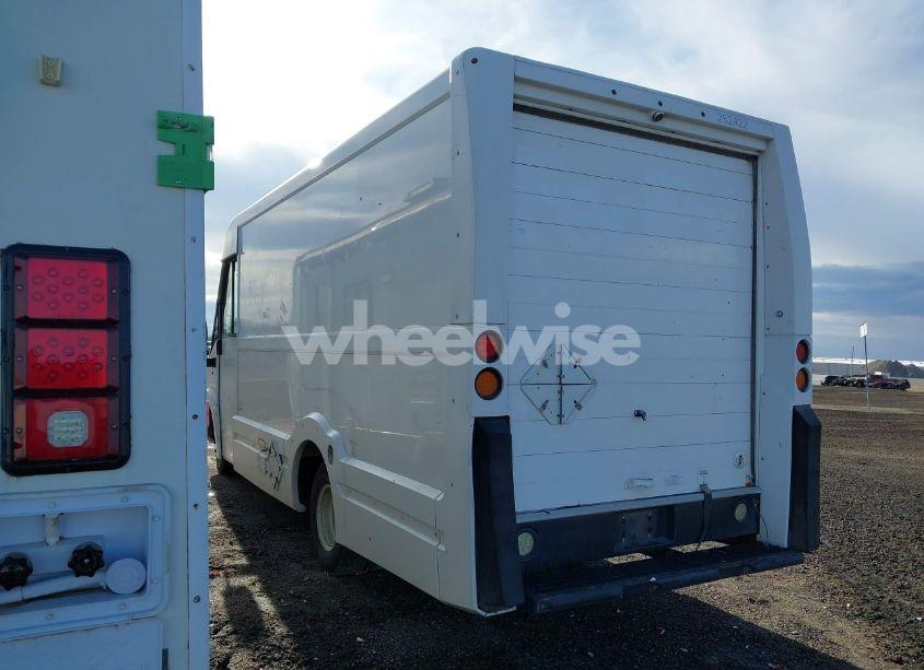 Photo 3 of 2013 Isuzu Commercial VAN (VIN JALB4T178D7W01176)